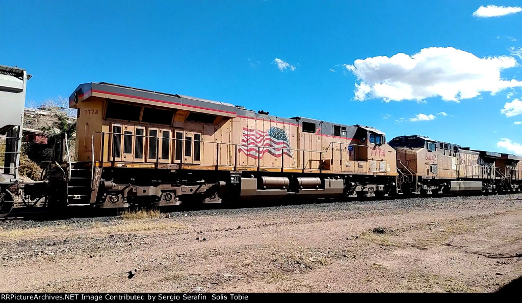 UP 7774 UP 6443